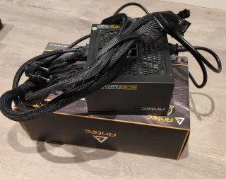 Ryzen 5 5600 + 32 GB ram + placa b550 + fuente