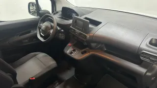 Peugeot e-Rifter 2023