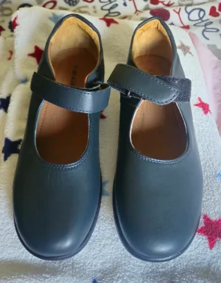 Zapato piel tipo merceditas negro