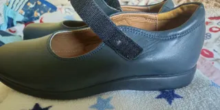 Zapato piel tipo merceditas negro