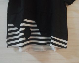 Camiseta Lux Luna Talla M/L Negra y Blanca