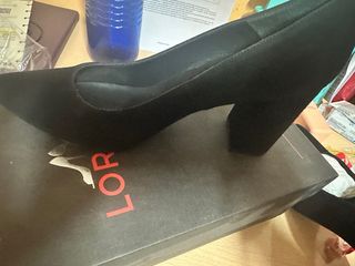 Zapatos de tacón negros