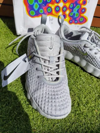 Nike Mind 002 Gris Naranja