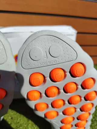 Nike Mind 002 Gris Naranja