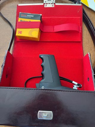 Filmadora Bell & Howell 1218 Súper 8