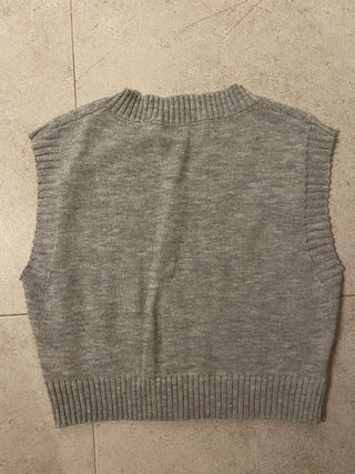 Chaleco SHEIN gris talla S