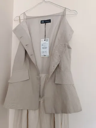 Vestido chaleco midi falda plisada Zara talla M