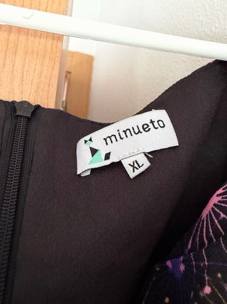 Vestido Minueto negro estampado estrellas