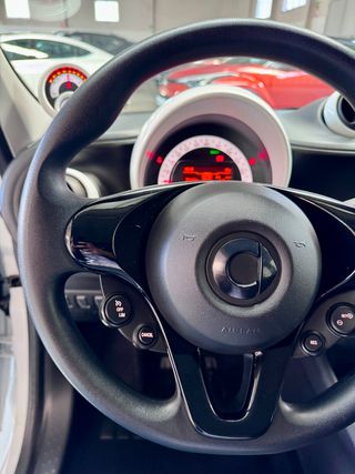 Smart forfour 60kW(81CV) EQ