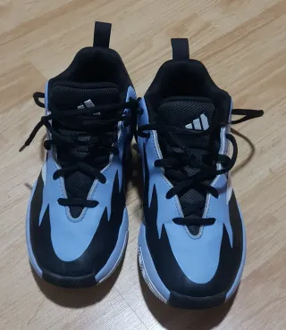 Zapatillas Baloncesto Adidas Nr. 35