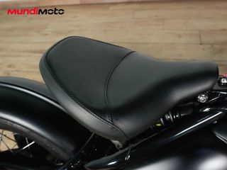 TRIUMPH BONNEVILLE 1200 BOBBER BLACK ABS