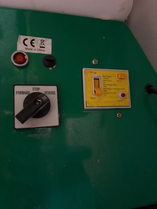 Torno de cerámica doble sentido