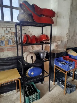 Depósitos Sanglas, Bultaco, Montesa, Derbi