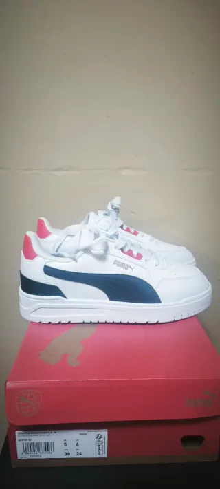 Zapatillas Puma Blancas y Azules