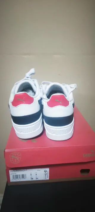 Zapatillas Puma Blancas y Azules