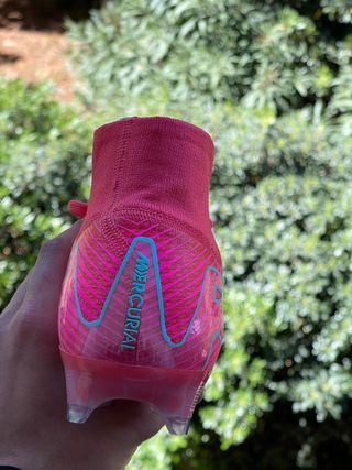 Botas de fútbol Nike Mercurial Rosa