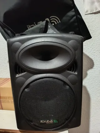 Altavoz Ibiza Portátil Bluetooth 2xUHF