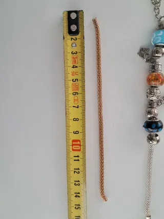 Pulsera tipo Pandora con Abalorios