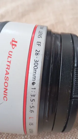 Canon EOS 5D Mark II + Objetivo 28-300mm