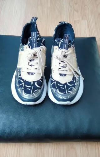 Zapatillas Calvin Klein Mujer Negro y Beige