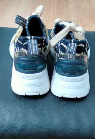 Zapatillas Calvin Klein Mujer Negro y Beige