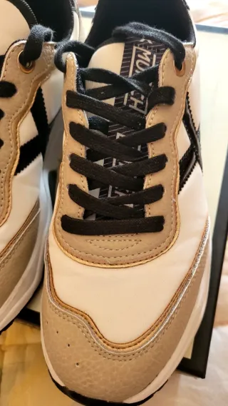 Sneakers Munich pelle oro e bianche