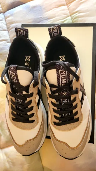 Sneakers Munich pelle oro e bianche