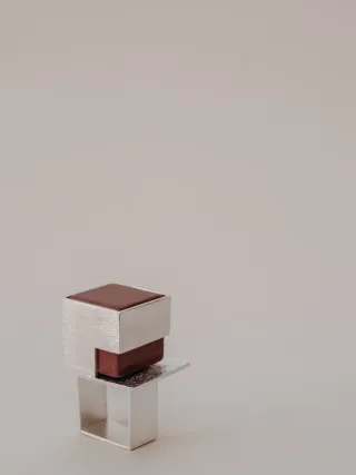 Anillo Plata Ley Brutalista Jaspe Rojo