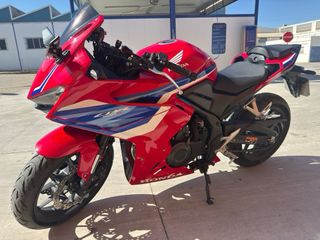 Honda CBR 500R 2024 Roja
