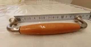 Maniglie Legno e Metallo per Mobili