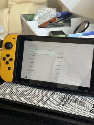 Nintendo Switch Edición Pokémon Let's Go Pikachu