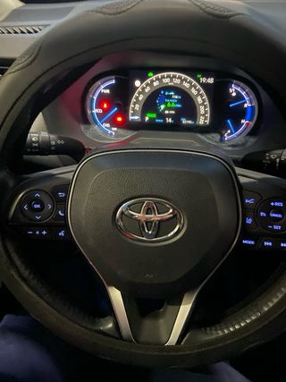 Toyota RAV4 2021
