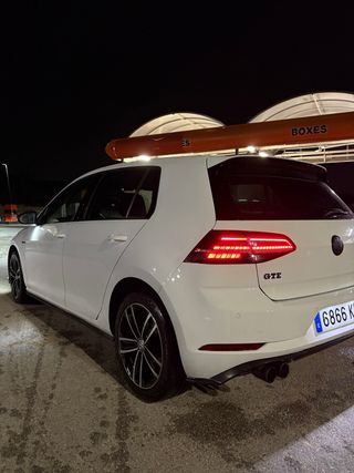 Volkswagen Golf GTE