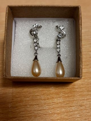 Pendientes de plata con perlas de imitación
