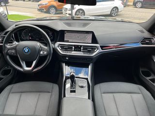 BMW Serie 3 320e XDRIVE TOURING 2022