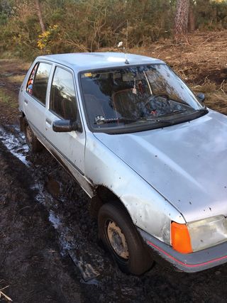 Peugeot 205 1989