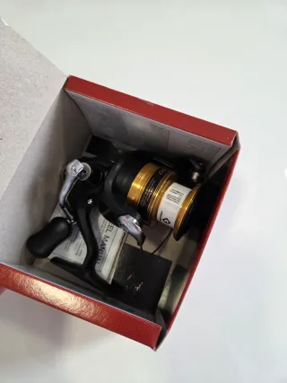 Caña Shimano FX XT 240 Medium y Carrete: Shimano F