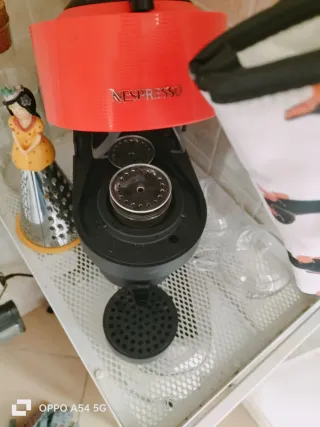 Macchina Caffè Nespresso Rossa