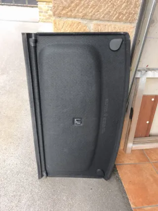 Bandeja maletero Golf MK4