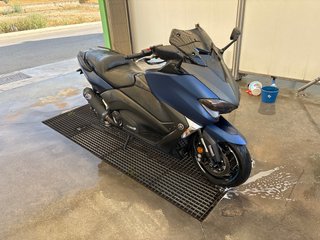 Yamaha T-Max 530 Maxi Scooter