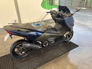 Yamaha T-Max 530 Maxi Scooter