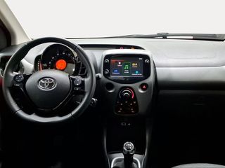 Toyota Aygo 1.0 70 x-play