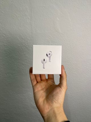 Airpods 4 con Cancellazione del Rumore