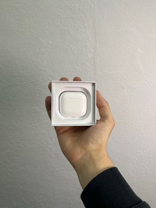 Airpods 4 con Cancellazione del Rumore