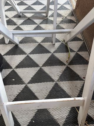 Mesa y 2 sillas de madera plegables