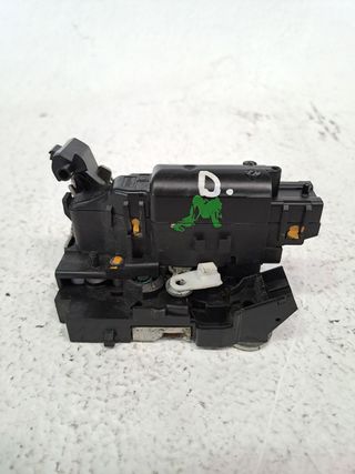 CERRADURA PUERTA DELANTERA DERECHA DACIA DOKKER 701220