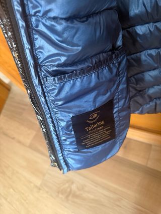 Cazadora Plumas Henry Arroway Negra y Azul