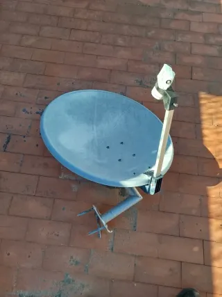 Antena parabólica TV