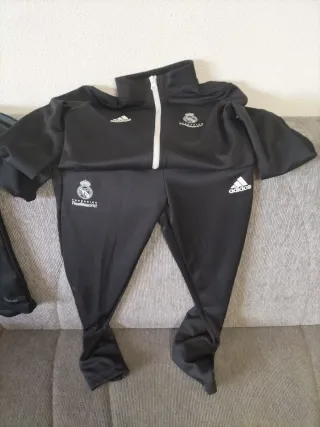 Conjunto Real Madrid Camiseta y Chándal Adidas