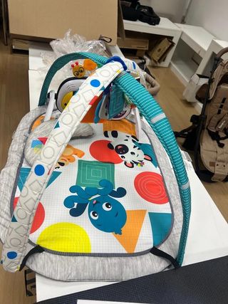 Baby Einstein, Gimansio de Actividades Musical...